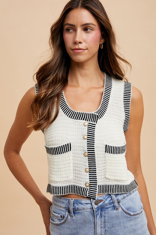 Contrast Rib Detail Textured Sweater Vest