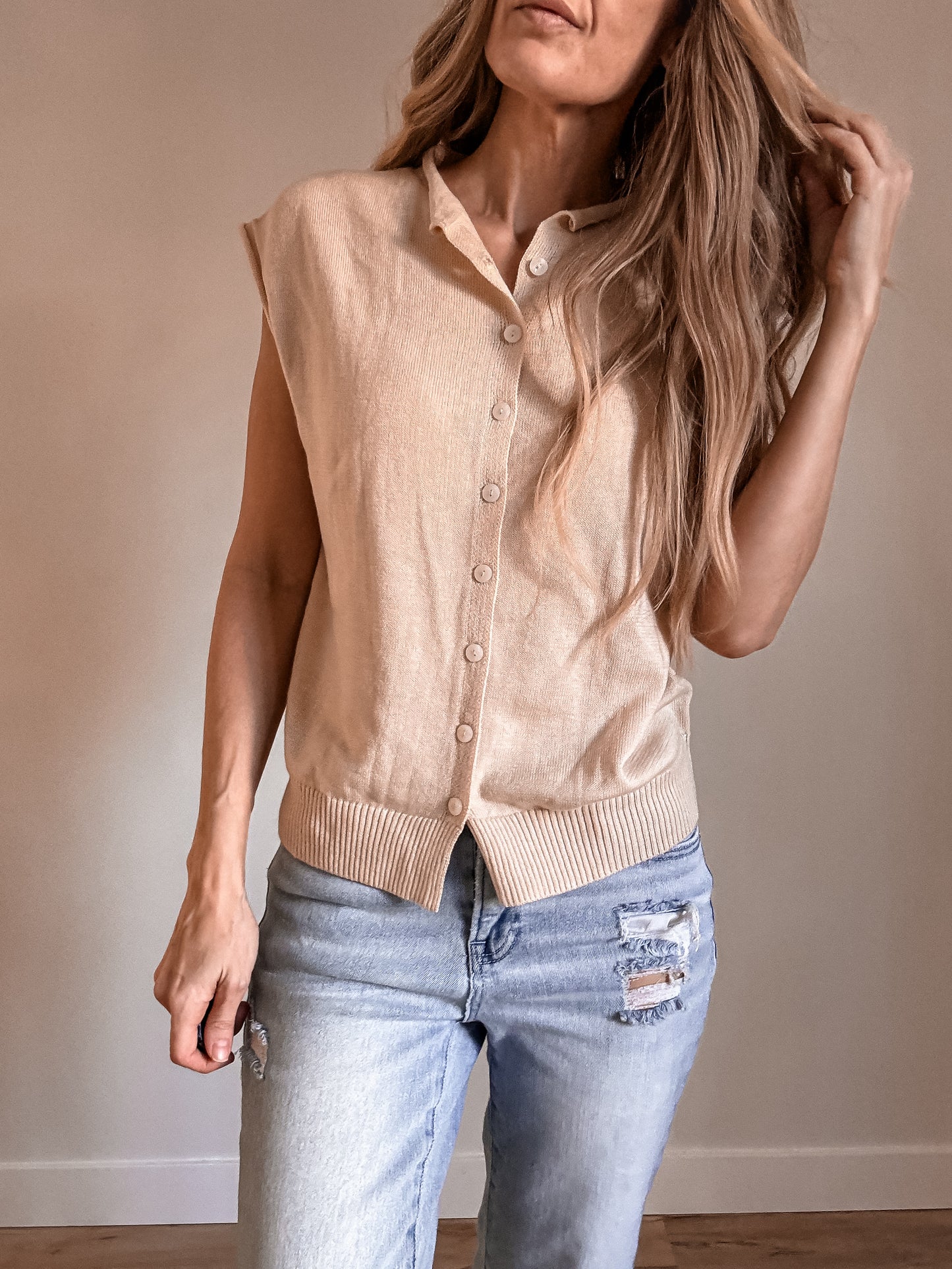 Buttoned Front Rolled Hem Cap Sleeve Sweater Top