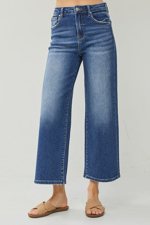 *< Reece High Rise Wide Crop Jeans