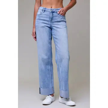 Mid Rise Logan Dad Jeans