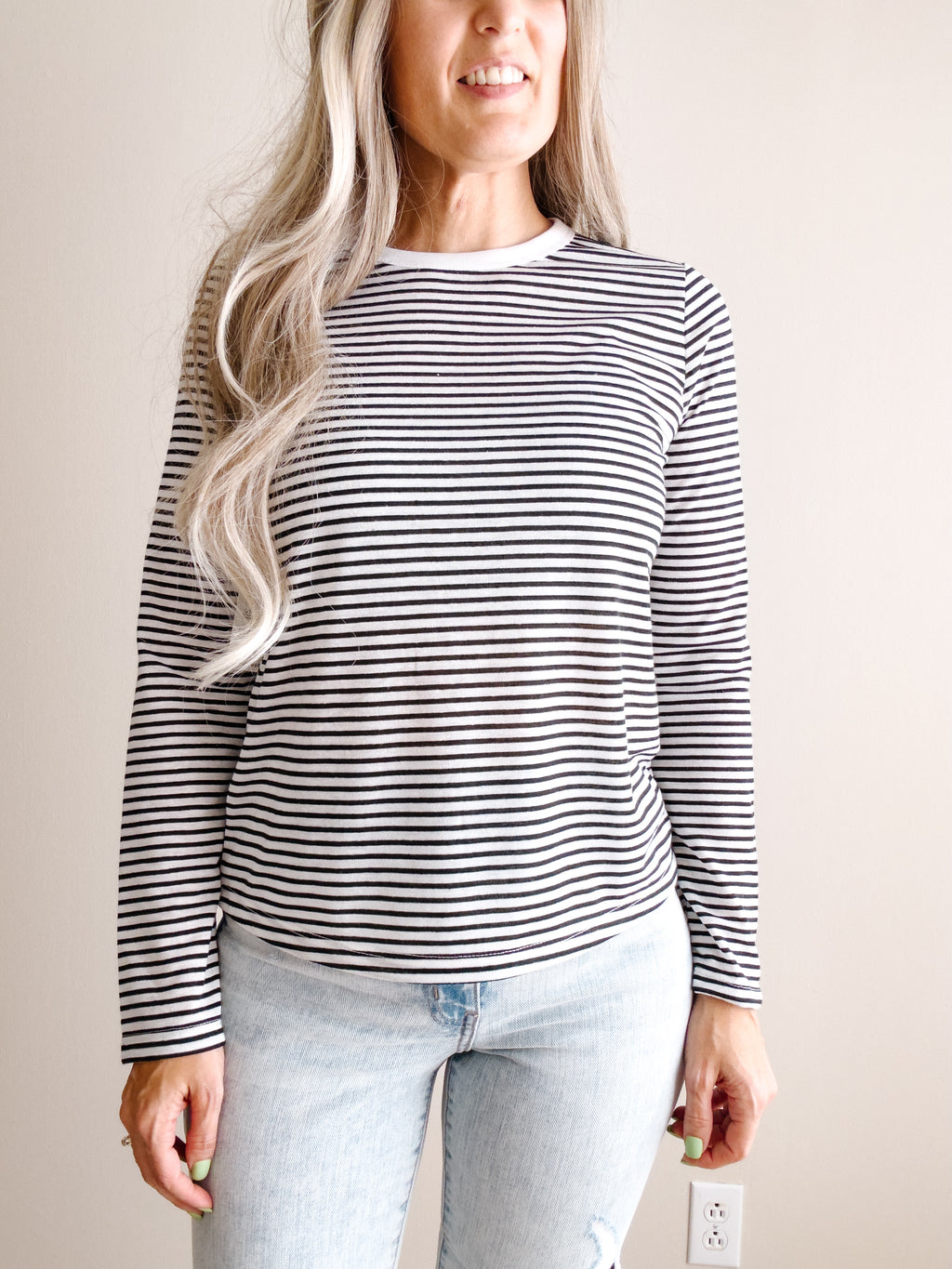 *•Black and White Striped Top