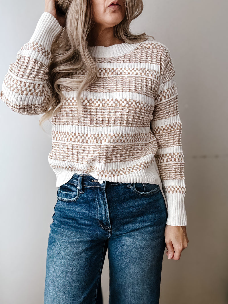Round Neck Textured Sweater