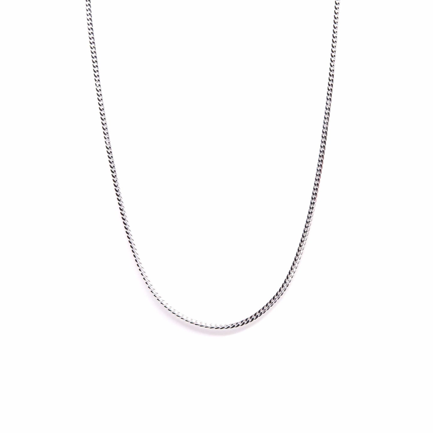 < Requisite Boxy Link Chain Silver Necklace