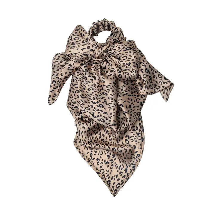 < Hair Scarf - Leopard