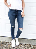 < */ + Silver Jeans : ISBISTER HIGH SKINNY CROP JEANS