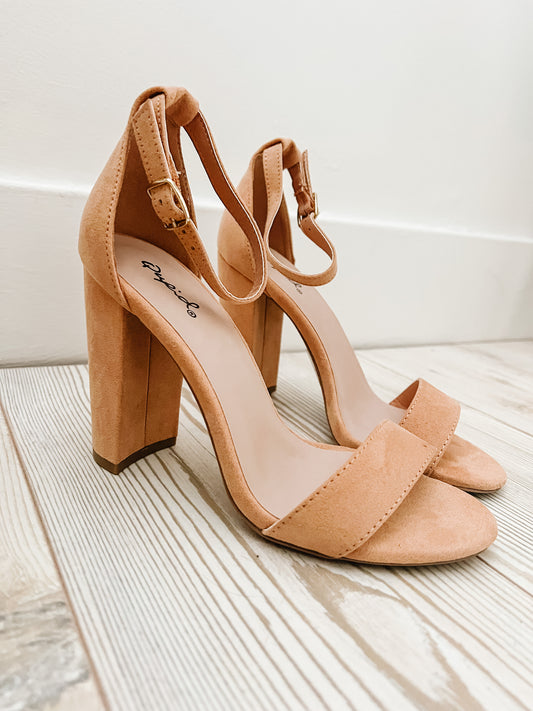 */ LUCILLE ANKLE BLUSH HEEL